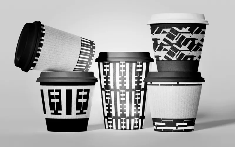 Black & White Patterns Used As Paper Cups Packaging